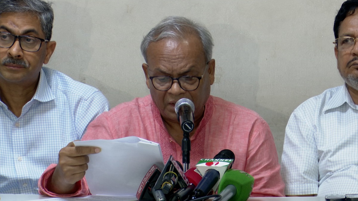 ব্যক্তিগত তথ্য ফাঁসে জাতিকে অরক্ষিত করেছে সরকার: রিজভী