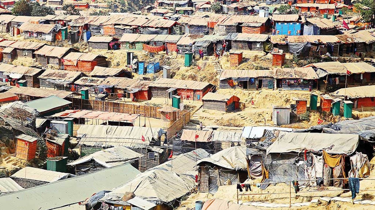 উখিয়ায় রোহিঙ্গা ক্যাম্পে আরসা-আরএসও’র মধ্যে গোলাগুলি, নিহত ৫