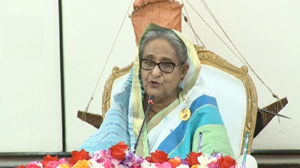 ডেঙ্গু প্রতিরোধে নগরবাসীকে সচেতন থাকার আহ্বান প্রধানমন্ত্রীর