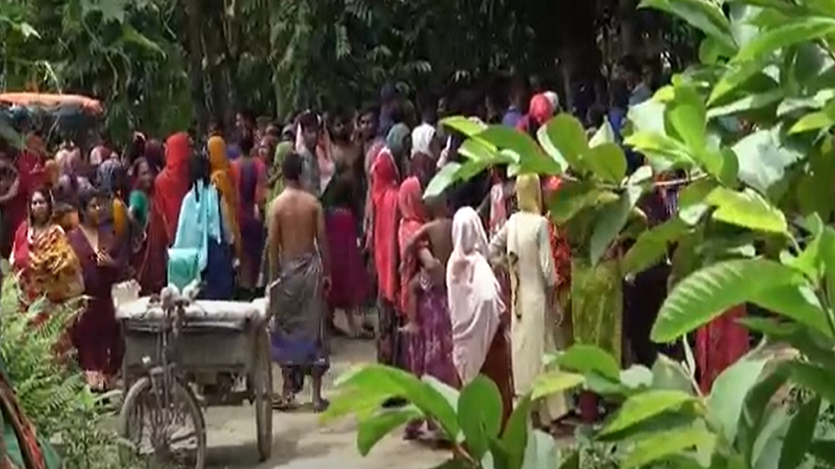 সিরাজগঞ্জে স্বামীর সাথে অভিমান করে কলেজছাত্রীর আত্মহত্যা