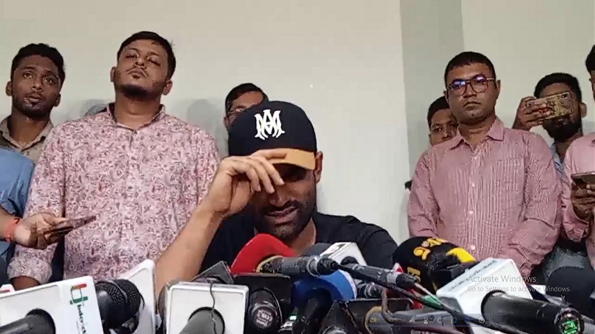 আন্তর্জাতিক ক্রিকেট থেকে তামিম ইকবালের অবসরের ঘোষণা