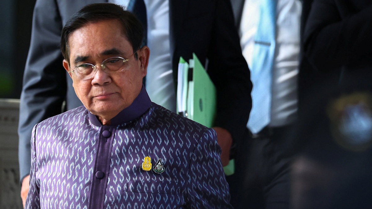 রাজনীতি থেকে অবসরে যাচ্ছেন থাইল্যান্ডের প্রধানমন্ত্রী প্রয়ুথ