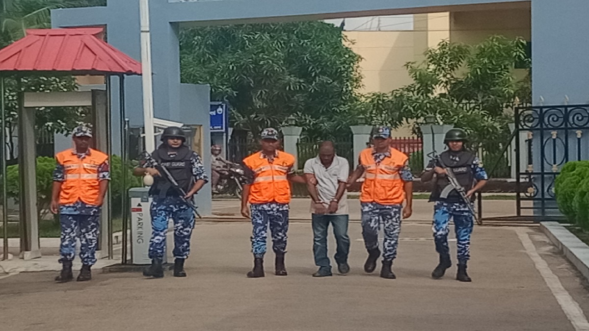 ভোলায় ২ হাজার পিস ইয়াবাসহ আটক ১