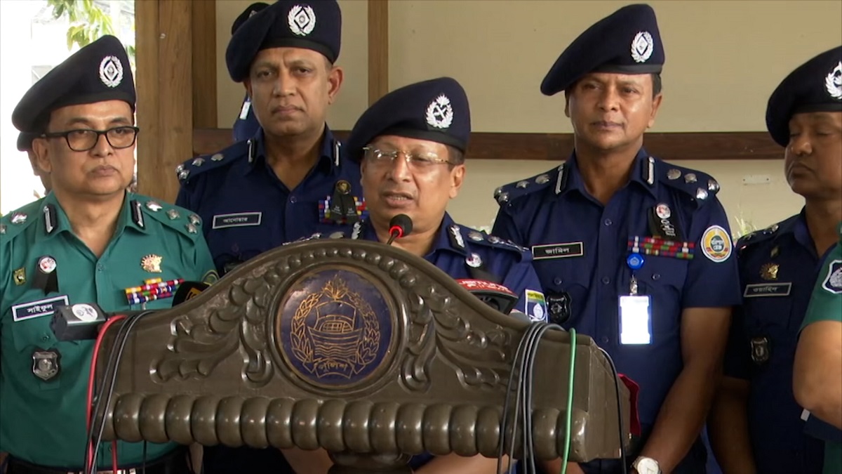 পুলিশ ইসির নির্দেশনা মতো কাজ করবে: আইজিপি