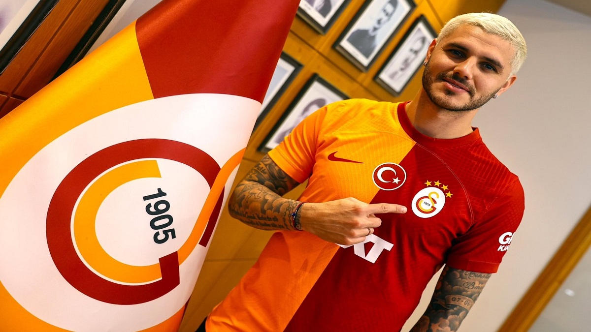 ইকার্দিসহ ৭ ফুটবলারকে পরিচয় করালো টার্কিশ ক্লাব গালাতাসারে