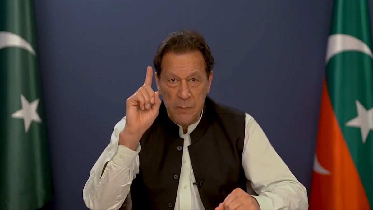গ্রেফতারের আগে পোস্ট করা ভিডিও বার্তায় যা বললেন ইমরান খান (ভিডিও)