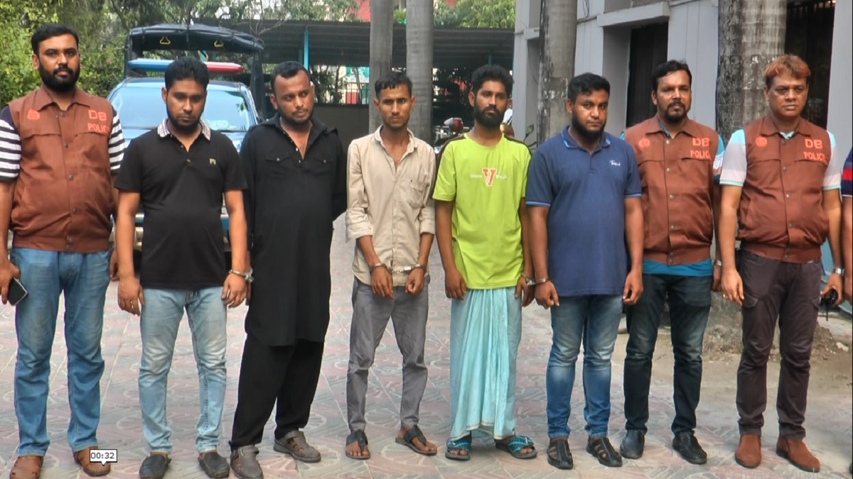 নারায়ণগঞ্জে কোটি টাকার মাদকসহ গ্রেফতার ৫