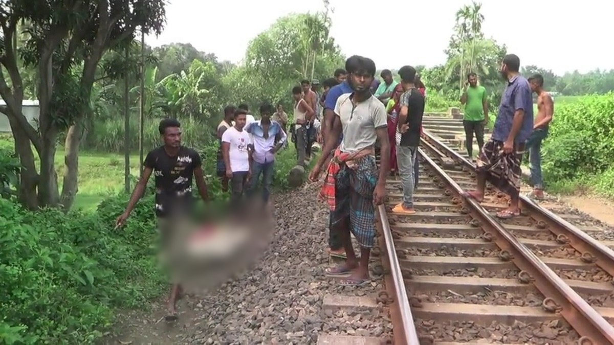নাটোরে ট্রেনে কাটা পড়ে যুবকের মৃত্যু