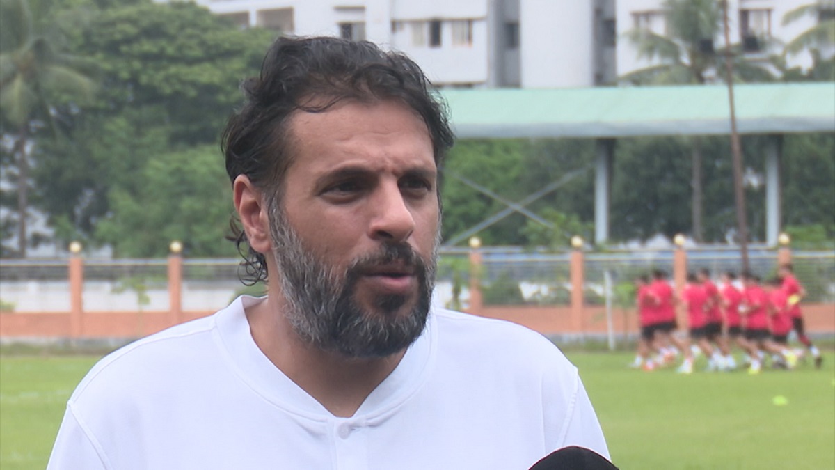 বাংলাদেশকে হালকাভাবে নিতে নারাজ আফগান কোচ