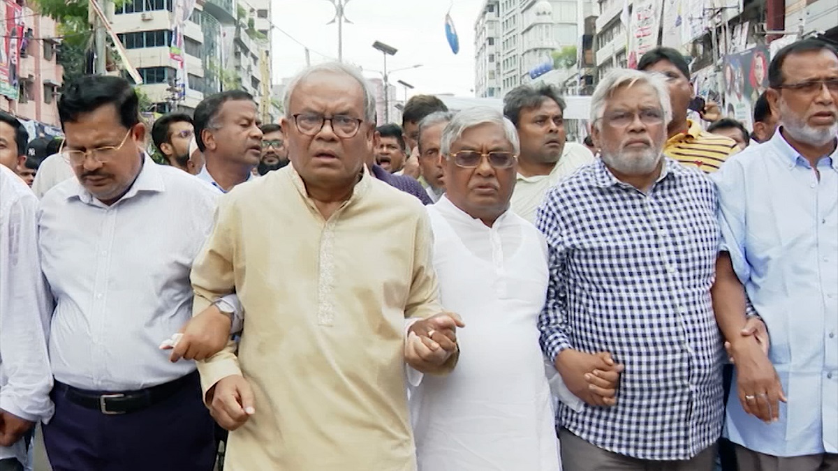 তারেক-জোবায়দার রায়: নয়াপল্টনে বিএনপি নেতাকর্মীদের বিক্ষোভ মিছিল