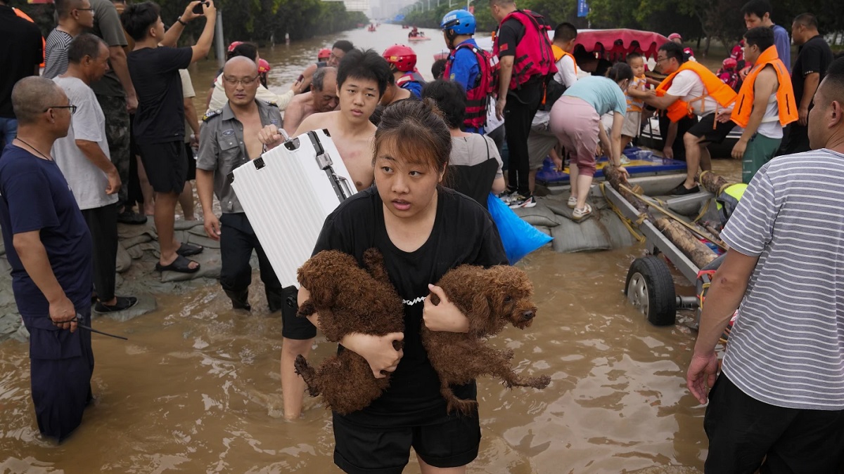 ভয়াবহ বন্যায় চীনে প্রাণহানি বেড়ে ২৯, ক্ষয়ক্ষতি সংস্কারে লাগতে পারে ২ বছর