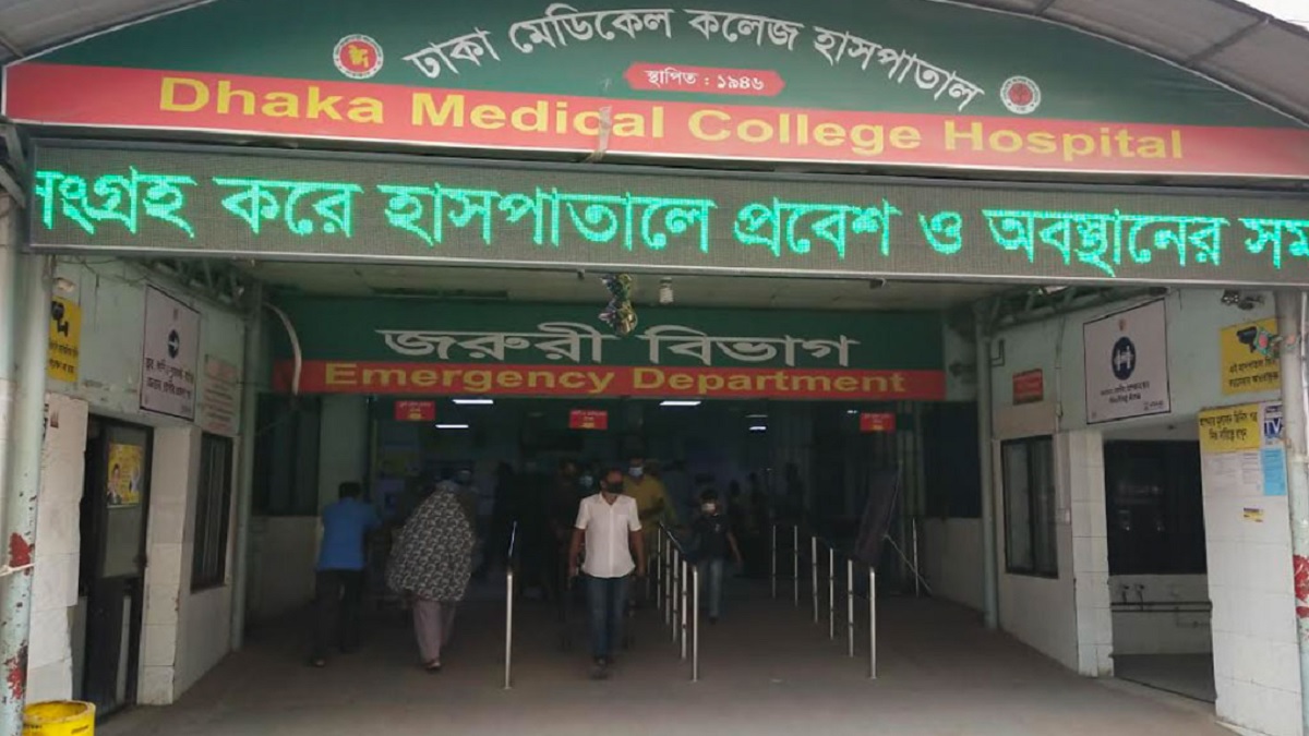 কার্জন হলের যাত্রী ছাউনি থেকে অজ্ঞাত ব্যক্তির মরদেহ উদ্ধার