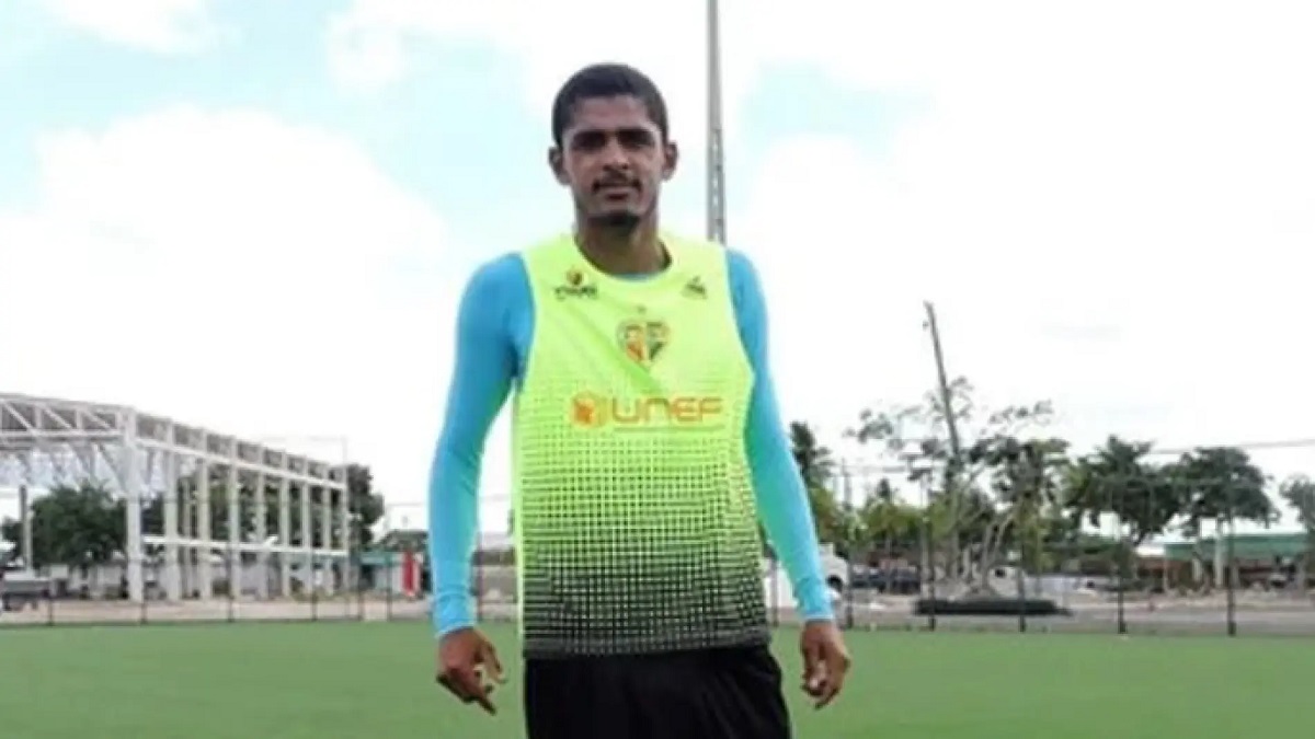 অনুশীলন চলাকালে ব্রাজিলিয়ান ফুটবলারের মৃত্যু