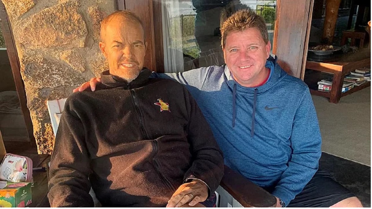 বেঁচে থাকার খবর নিজেই জানালেন হিথ স্ট্রিক