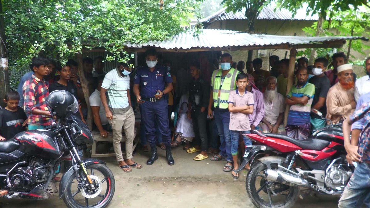 ঝিনাইদহে দরজা ভেঙে যুবকের অর্ধগলিত লাশ উদ্ধার