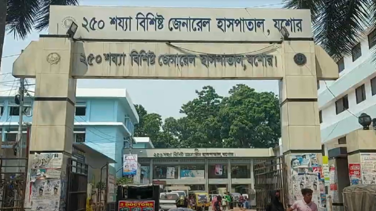 মাইকে ‘ডাকাত’ ঘোষণা দিয়ে বাড়িতে গিয়ে মারধর, নিহত ১