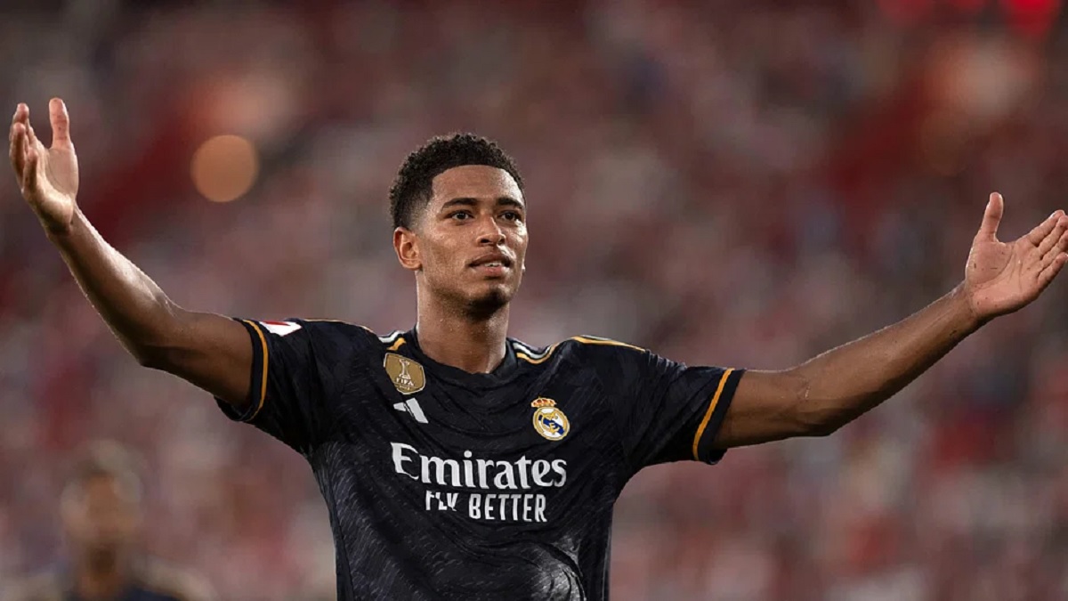 বেলিংহামের জোড়া গোলে রিয়ালের জয়, স্পার্সদের কাছে হারলো রেড ডেভিলরা