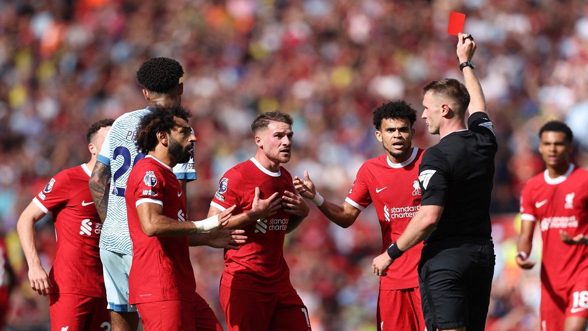 ম্যাক অ্যালিস্টারের নিষেধাজ্ঞা প্রত্যাহার