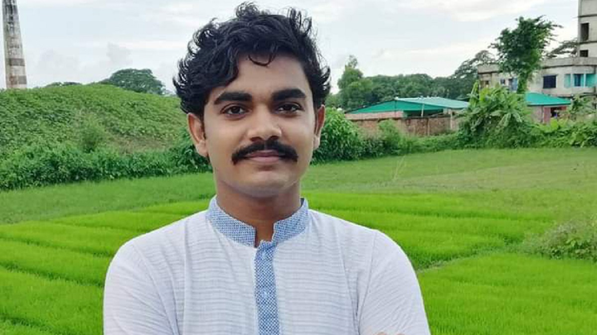 দুর্নীতির পক্ষে উপাচার্যের সাফাই, সংবাদ প্রকাশ করে বহিষ্কার কুবি শিক্ষার্থী