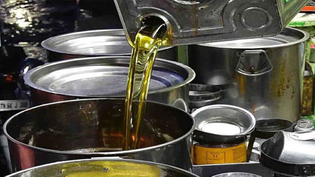 আজ থেকে বাজারে মিলবে না খোলা সয়াবিন