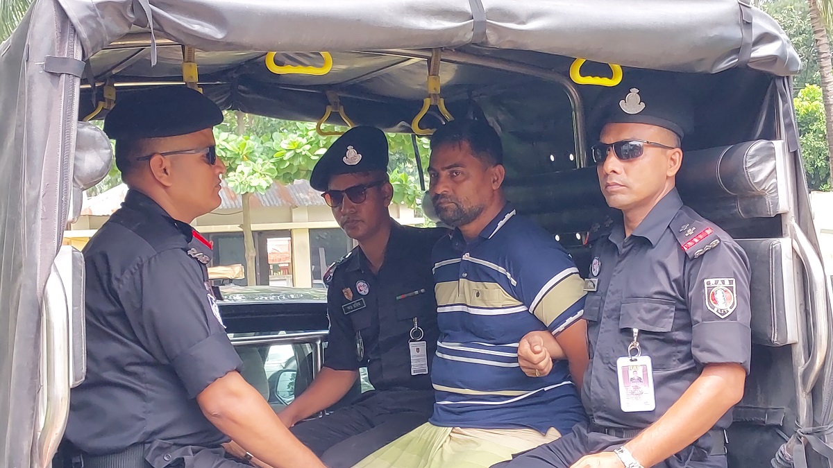 পাবনায় তাঁত ব্যবসায়ী ইলিয়াস হত্যা মামলার প্রধান আসামি গ্রেফতার