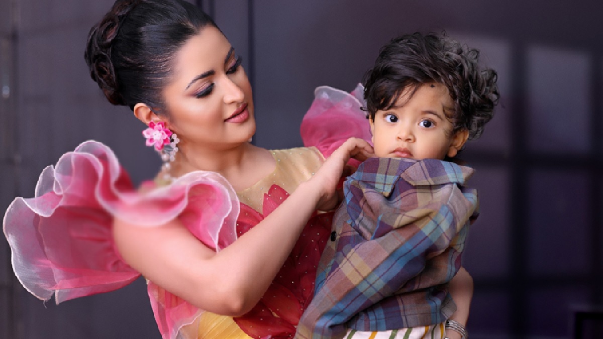 ১৫ লাখ টাকা ব্যয়ে ছেলের জন্মদিন পালন করলেন পরীমণি