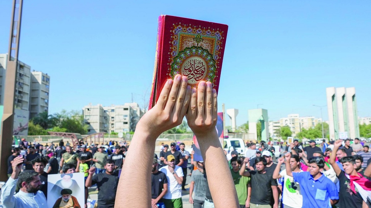 চাপের মুখে এবার ধর্মগ্রন্থ অবমাননার আইন সংস্কার করছে সুইডেন