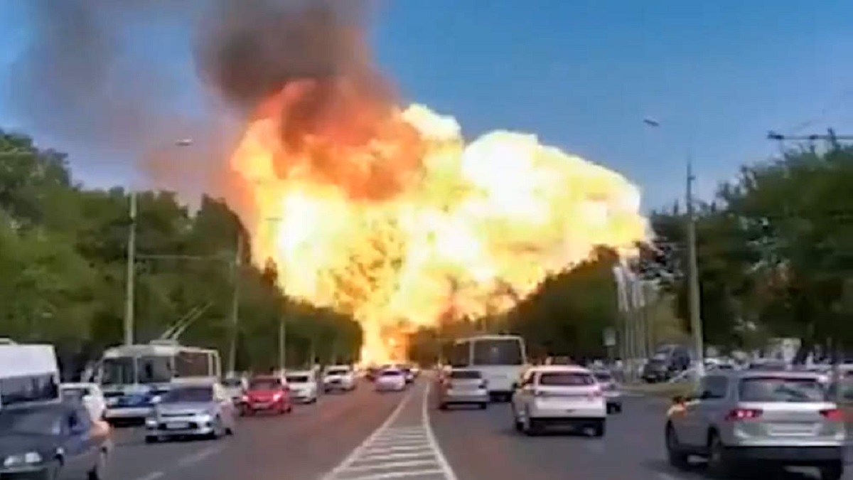 রাশিয়ার পেট্রোল স্টেশনে ভয়ানক বিস্ফোরণ, নিহত অন্তত ২৫