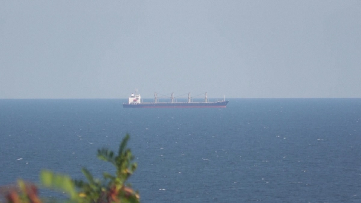 রাশিয়াকে পাত্তা না দিয়ে ওডেসা বন্দর ছেড়ে গেল ইউক্রেনের শস্যবাহী জাহাজ