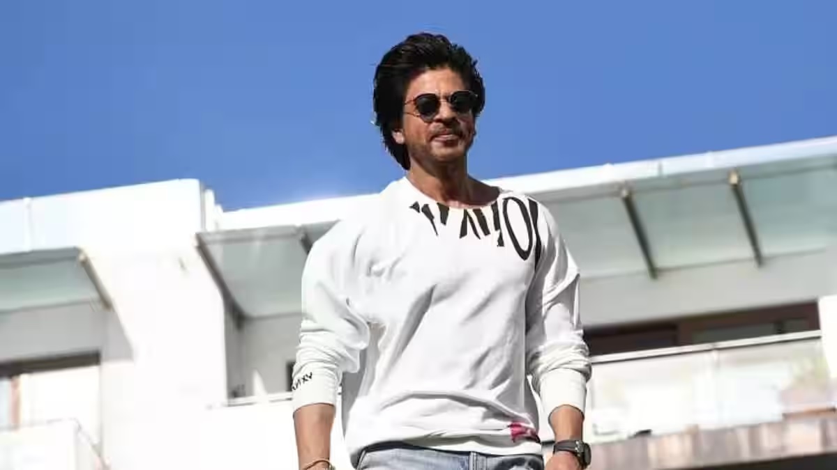 শাহরুখ খানের বাড়ি ‘মান্নাত’ ঘিরে রেখেছে পুলিশ