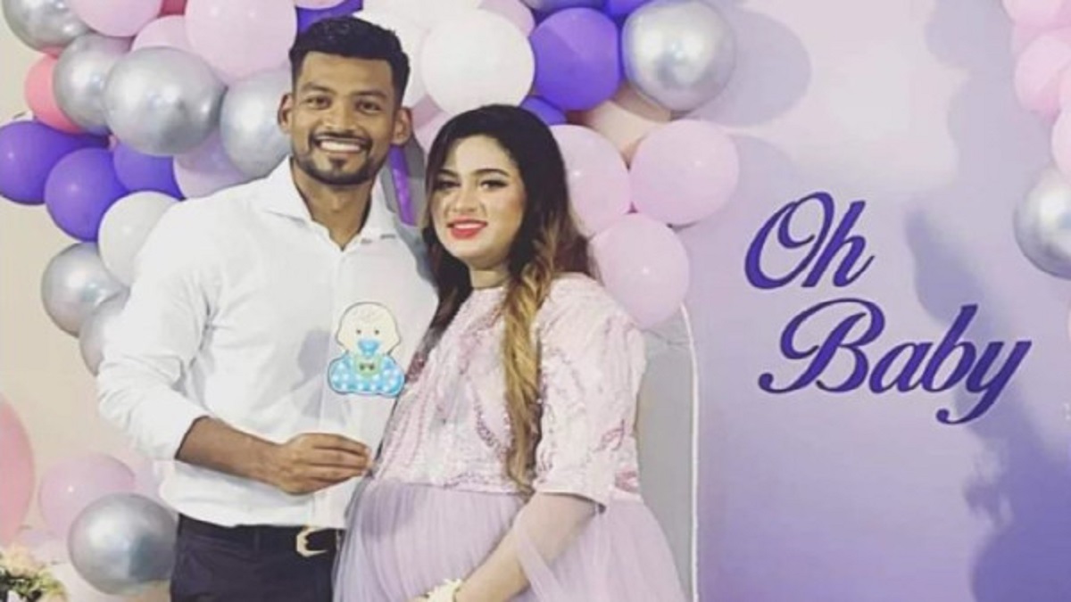 বাবা হচ্ছেন শান্ত