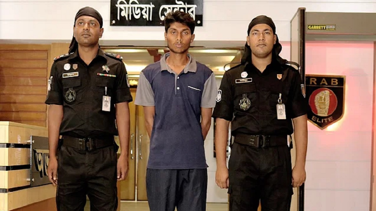 সাঈদীকে চিকিৎসাসেবা দেয়া চিকিৎসককে হুমকি, গ্রেফতার ২