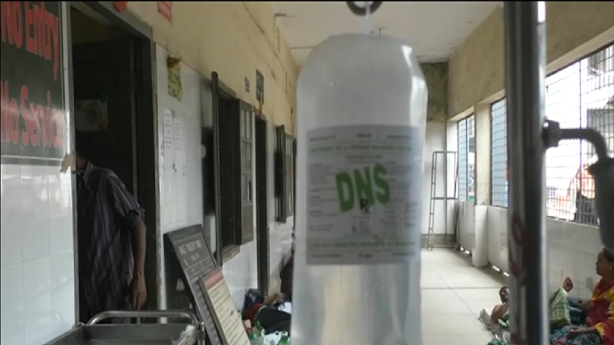 কুড়িগ্রামে ডিএনএস স্যালাইন নিয়ে নৈরাজ্য