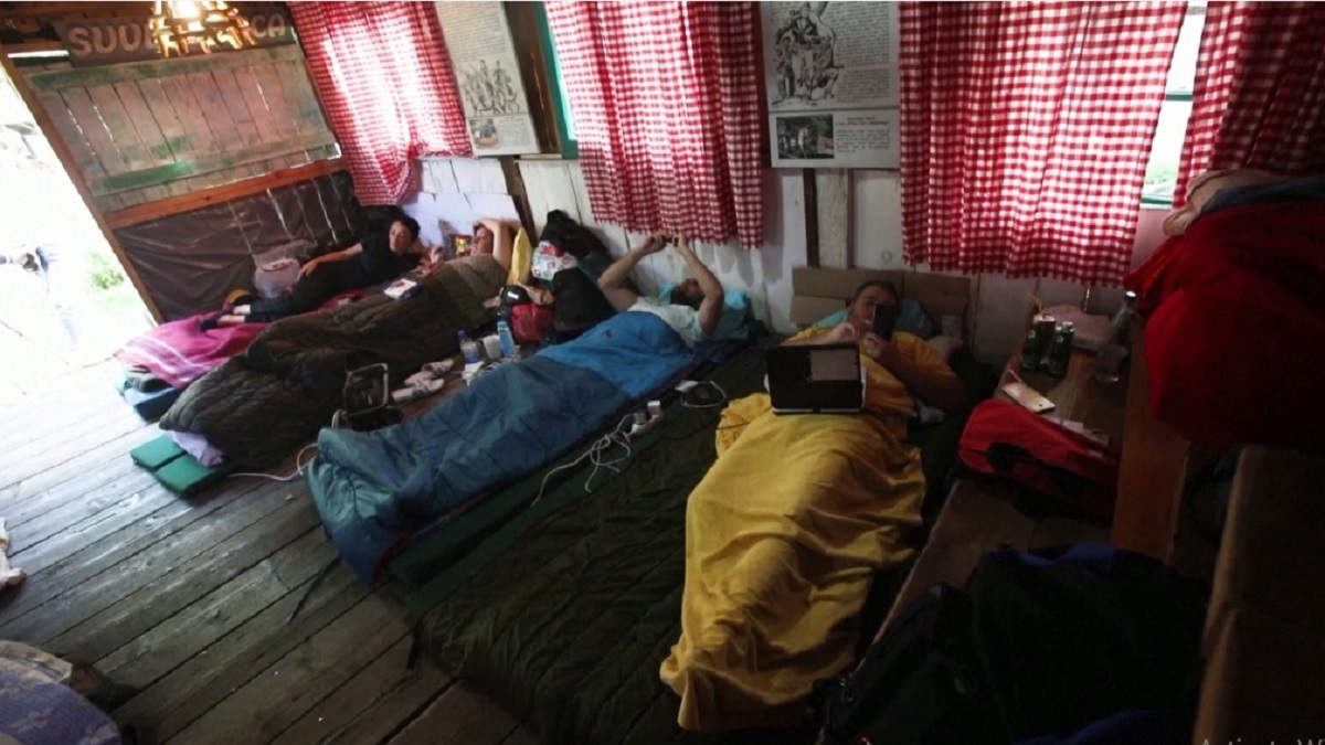 সবচেয়ে অলস ব্যক্তির খোঁজে প্রতিযোগিতা!