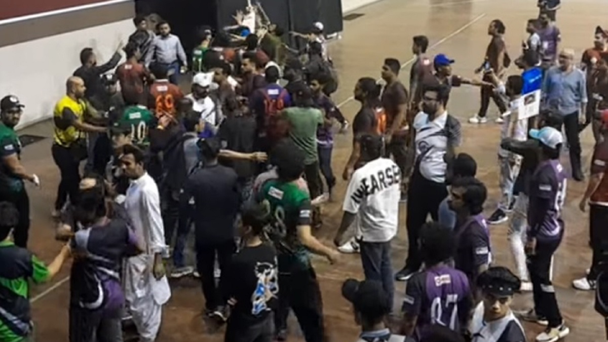 সেলিব্রেটি ক্রিকেট লীগে সংঘর্ষ