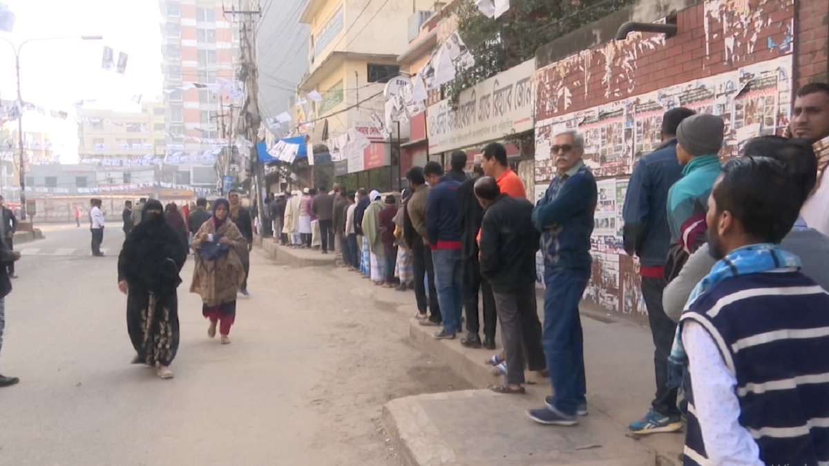 দলগুলোর সদিচ্ছার পাশাপাশি জোরালো ভূমিকা প্রয়োজন ইসিরও, বলছেন বিশেষজ্ঞরা