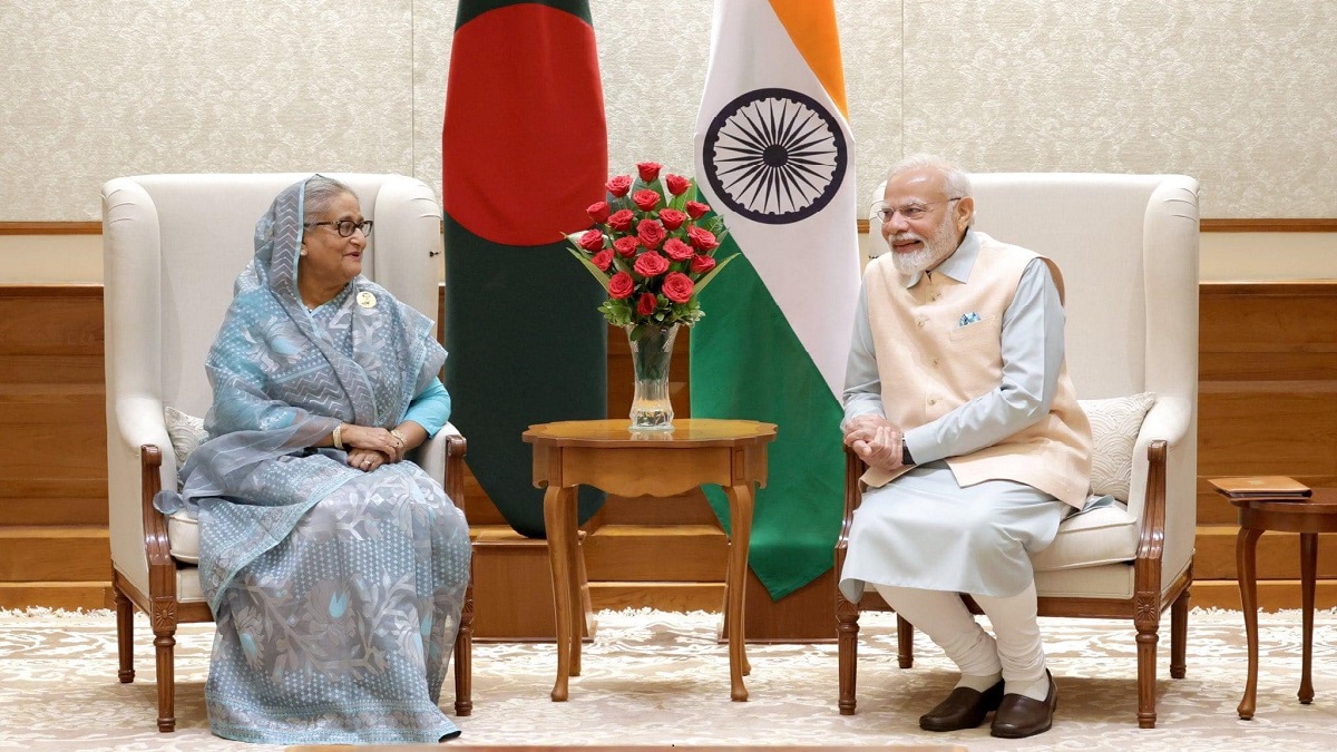 শেখ হাসিনা-নরেন্দ্র মোদির বৈঠক অনুষ্ঠিত