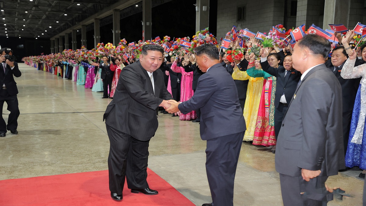 ব্যক্তিগত ট্রেনে পিয়ংইয়ং ফিরলেন কিম জং উন