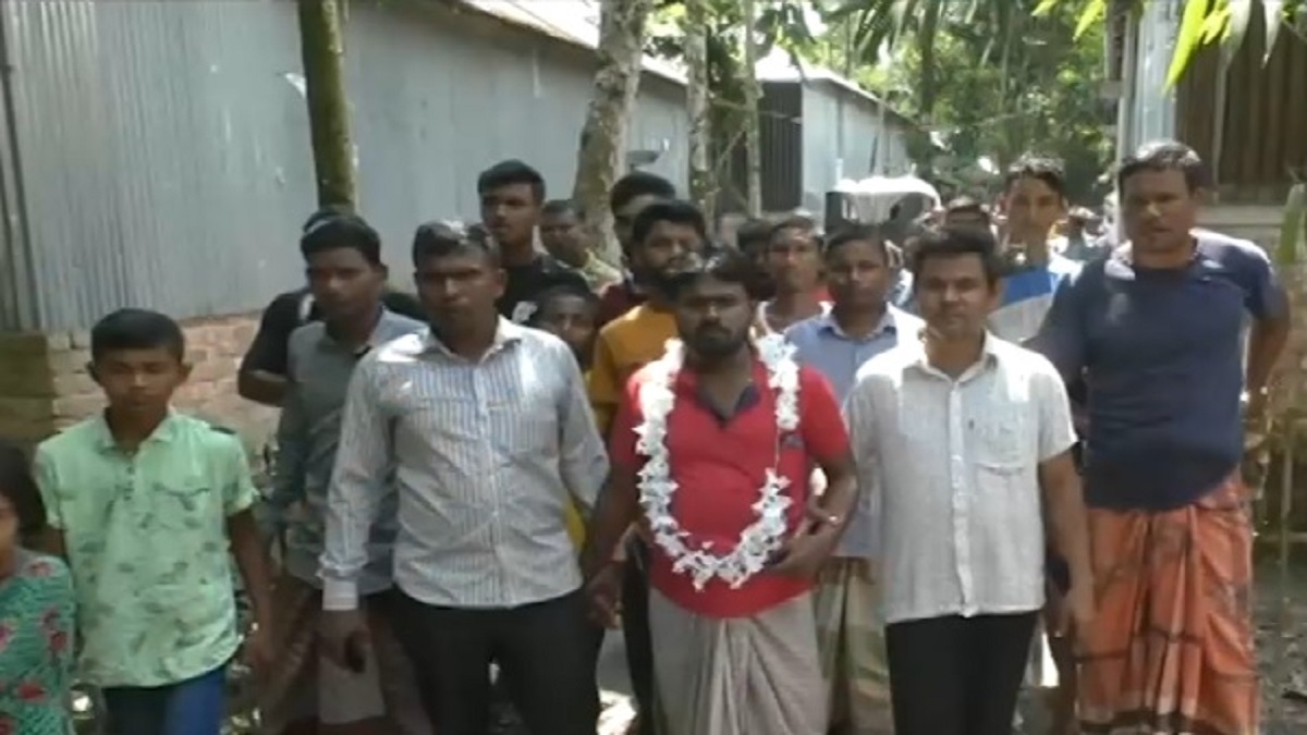 হারিয়ে যাওয়া মাইদুল ফিরলেন ২৫ বছর পর