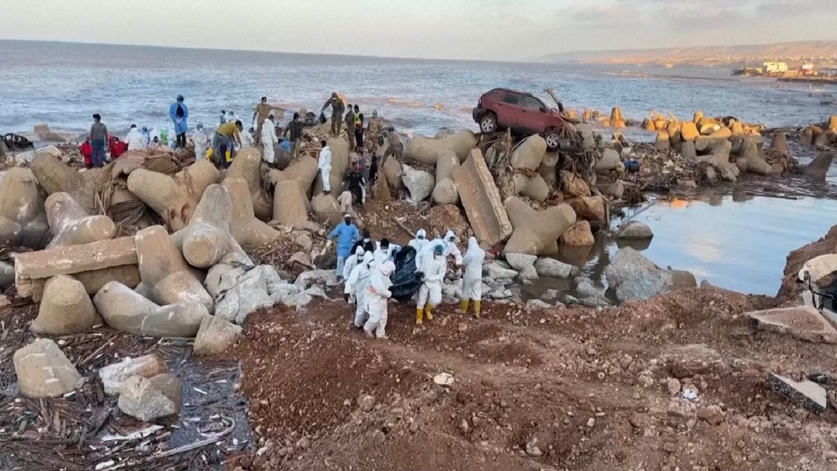 লিবিয়ায় প্রাকৃতিক দুর্যোগ: মরদেহ উদ্ধার ১১ হাজার ৩শ’ ছাড়াল