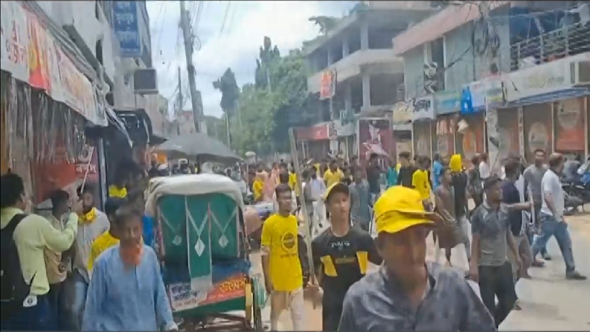 মাগুরায় ছাত্রলীগ ও স্বেচ্ছাসেবক দলের সংঘর্ষ, আহত ৫