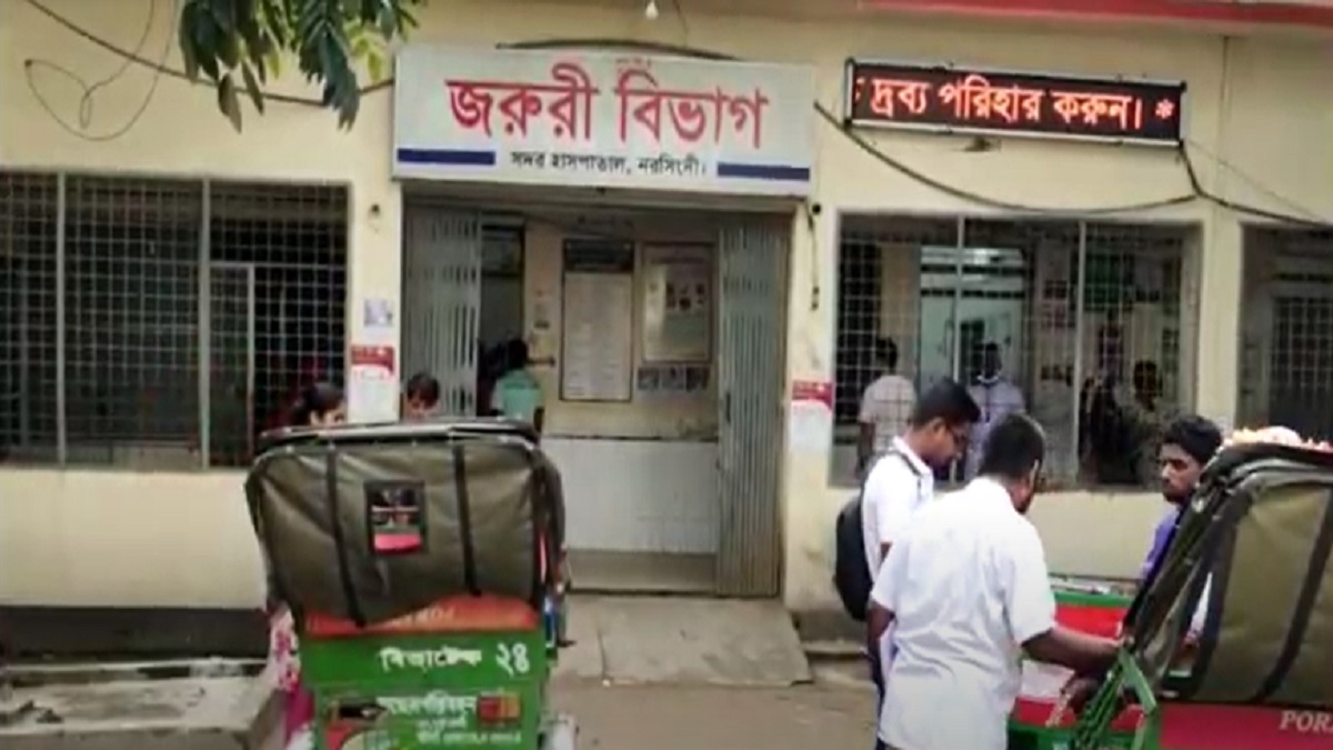 নরসিংদীতে লঞ্চঘাটের ইজারা নিয়ে দ্বন্দ্বে নিহত ১, আটক ৩