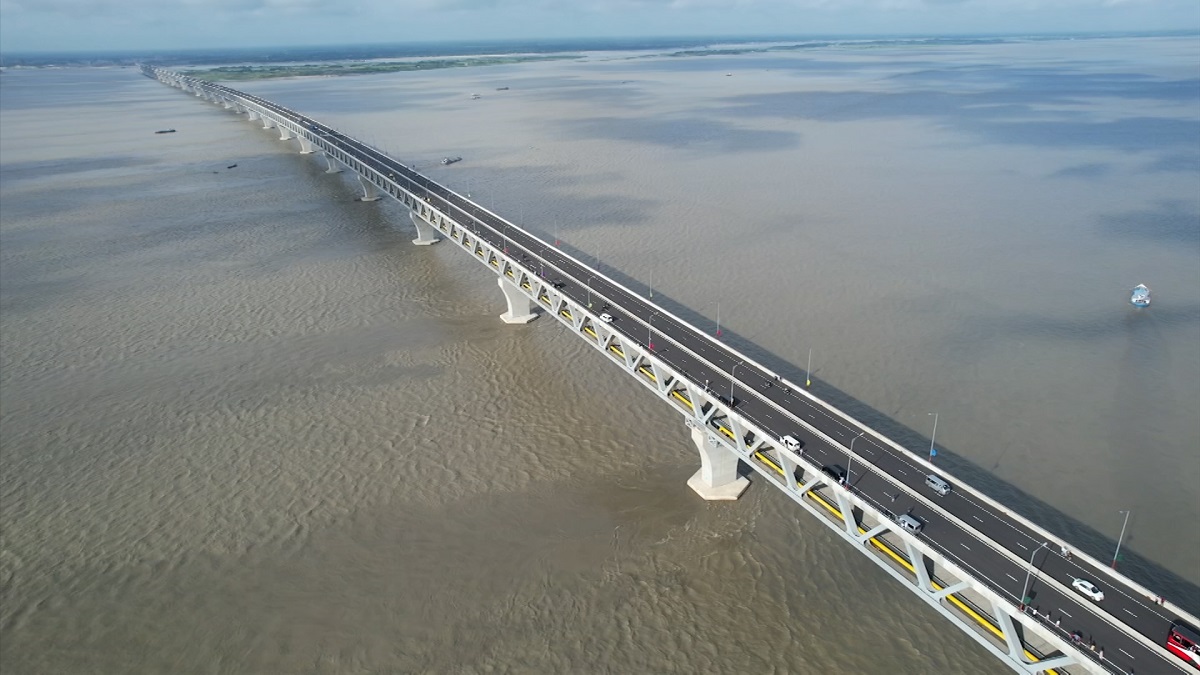 তিন বছরে পদ্মা সেতু থেকে আড়াই হাজার কোটি টাকার বেশি আয়