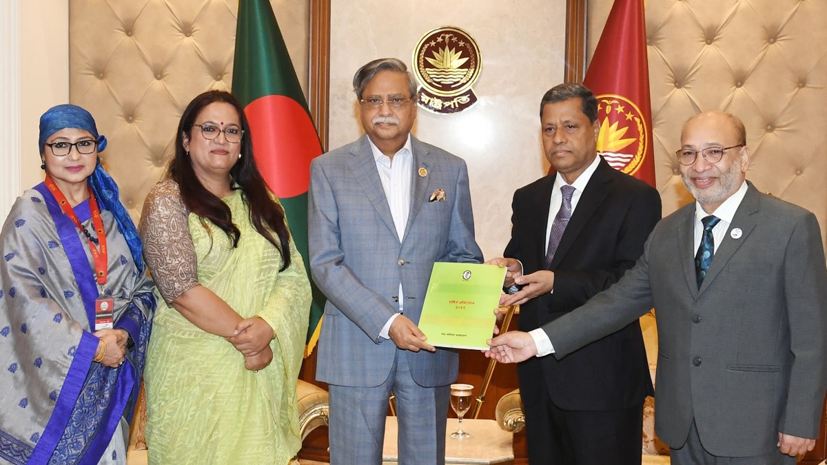 তথ্য পাওয়া মানুষের মৌলিক অধিকার: রাষ্ট্রপতি