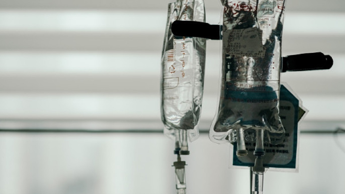 ডেঙ্গুর চিকিৎসায় কেনা হবে ২০ লাখ পিস আইভি ফ্লুইড স্যালাইন