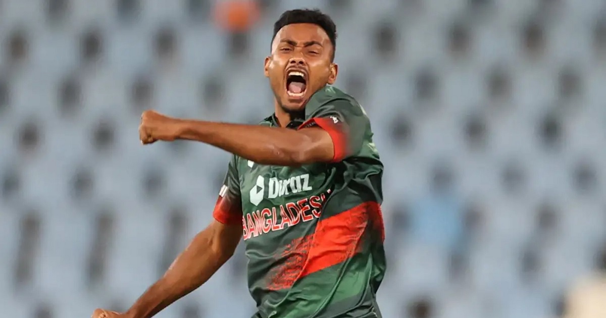 শরিফুলের জোড়া আঘাতে লড়াইয়ে ফিরলো বাংলাদেশ