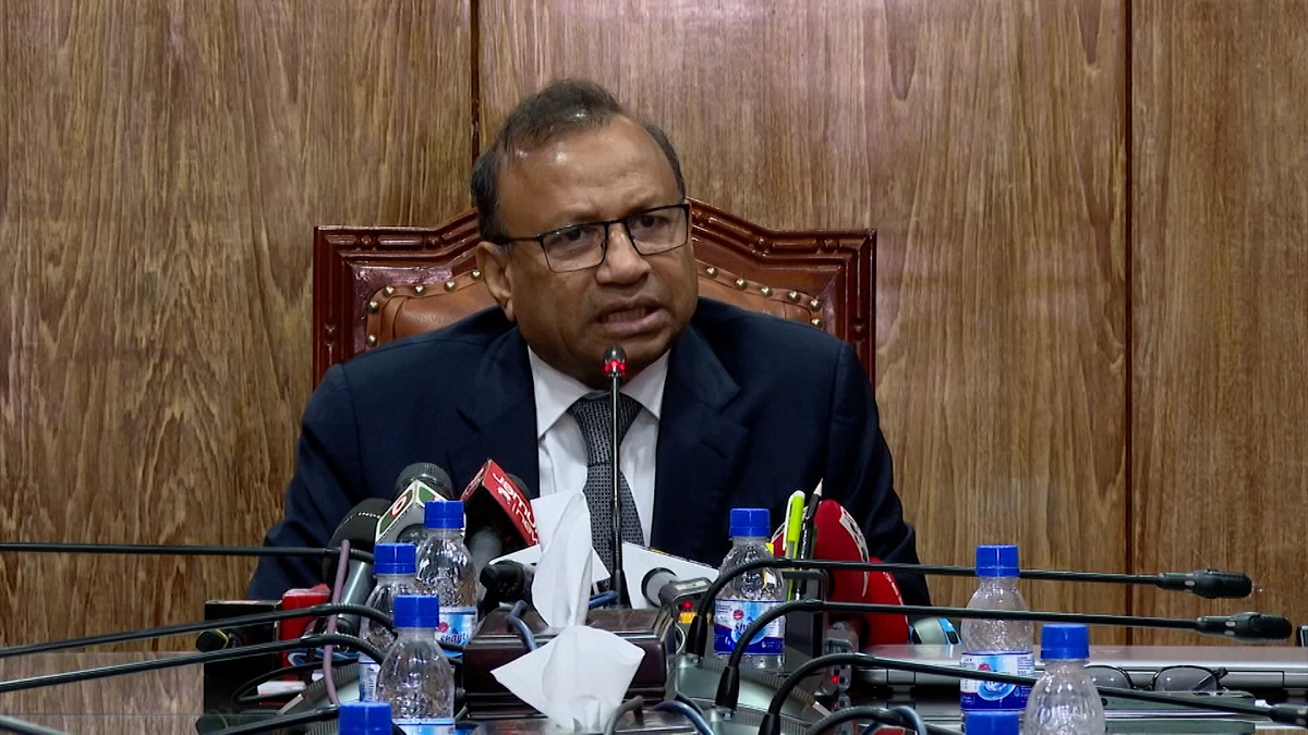 সবাই সচেতন না হলে ডেঙ্গু প্রতিরোধ করা কঠিন: স্থানীয় সরকার মন্ত্রী