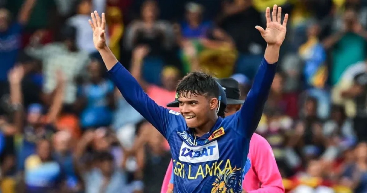 ওয়েলালাগের স্পিন বিষে ২১৩ রানে অলআউট ভারত, ব্যাট করছে শ্রীলঙ্কা