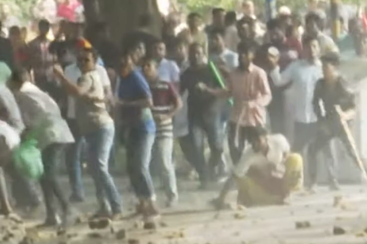 কাকরাইলে আওয়ামী লীগ-বিএনপি নেতাকর্মীদের সংঘর্ষ