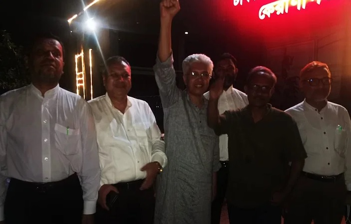 কারাগার থেকে জামিনে মুক্তি পেলেন অধিকারের আদিলুর ও নাসির